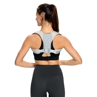 correcteur de posture gris femme debout arriere
